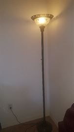 Floor Lamp with up lighting