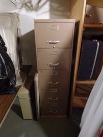 4 drawer file cabinet