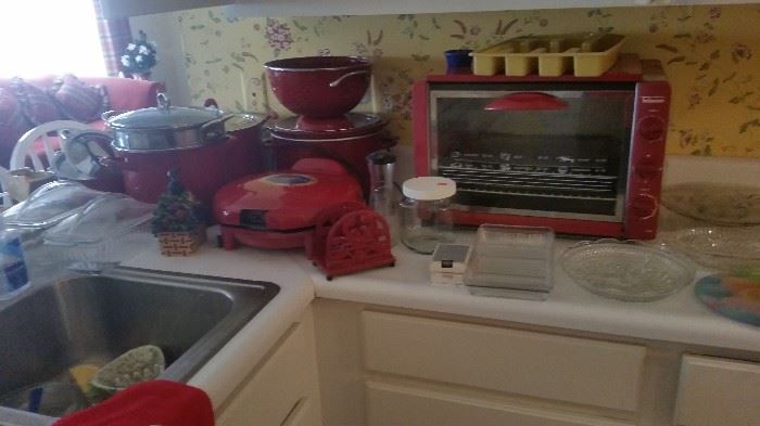 RED POTS AND PANS
