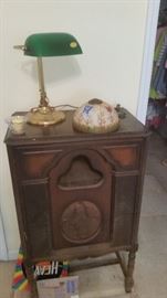 OLD RADIO CABINET AND  LAMPS