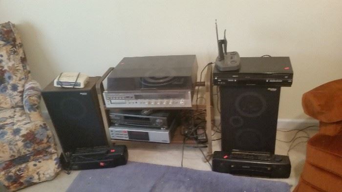 STEREO AND SPEAKERS