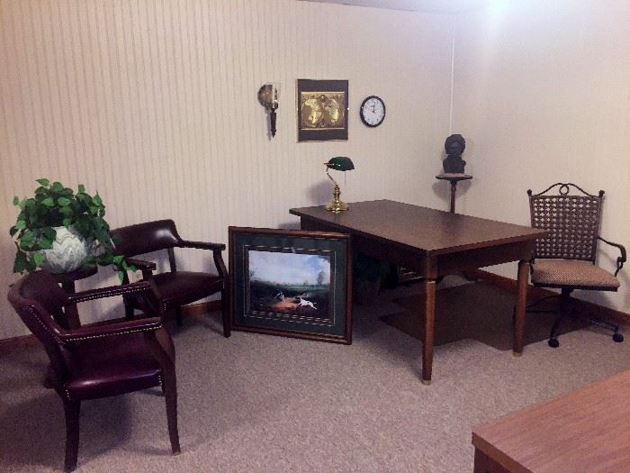 Desk  -  Desk chair  -  Large picture  -  2 Office chairs  - Wall décor  -  Beethoven bust by Austin Sculpture  -  Old desk lamp  -  Planter  - Oak plant stand