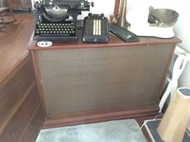 Vintage mid Century modern Bozak b-305 speakers