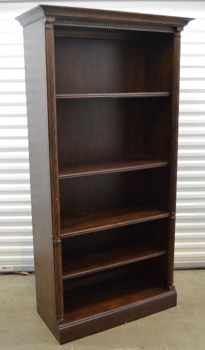 Large Wood Bookcasehttp://www.ctonlineauctions.com/detail.asp?id=641899