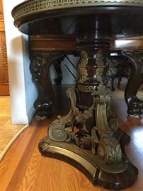 Table base, Ooh La La