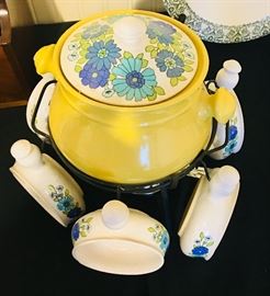 Vintage soup and bowl on heating element.