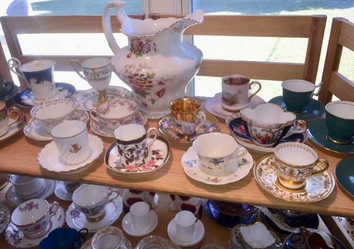 NICE SELECTION OF ANTIQUE BONE CHINA CUPS AND SAUCERS 
