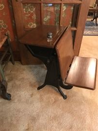Primitive child's school desk that is in excellent condition