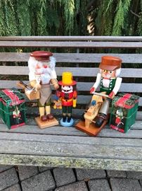 Christmas Nut Crackers Holzkunst Christian Ulbricht West Germany & Original Steinbach Volkskunst Aus Hohenham Eln West Germany                                                                            