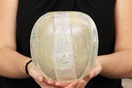 Caleb Siemon Signed Art Glass Vase