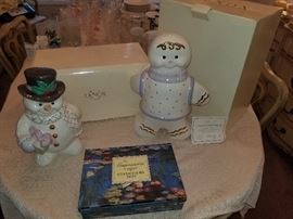 lenox gingerbread cookie jar
and snowman cookie jar
