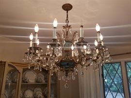 chandelier 