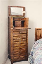 Lane Lingerie Mid-Century Dresser w/ Brass Accents