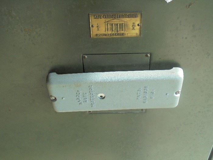 5' Upright combination safe. The Safe Cabinet Std M.E. type Marietta Ohio