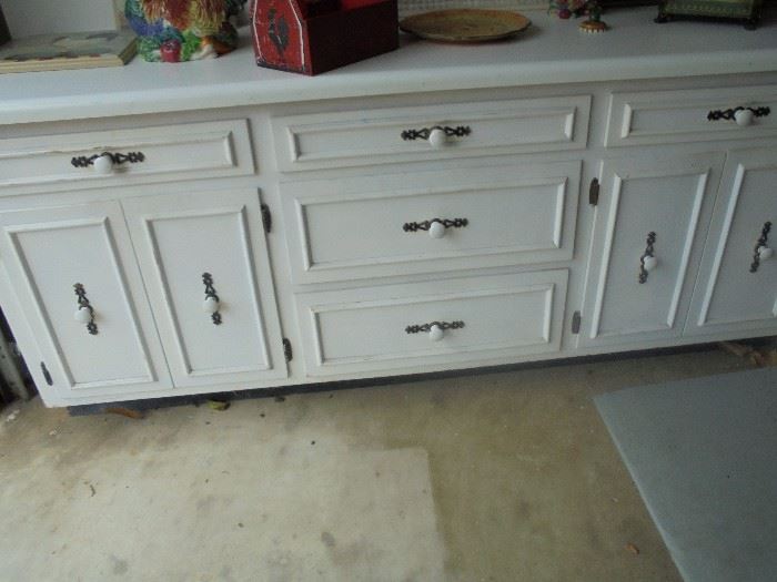 6' long white cabinet