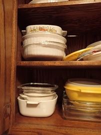 LARGE VARIETY OF KITCHENWARE, BAKING, SERVING ITEMS
