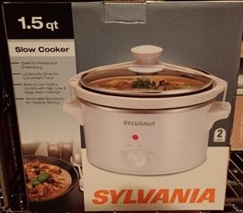 SYLVANIA CROCK POT