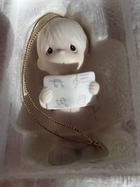 PRECIOUS MOMENTS FIGURES