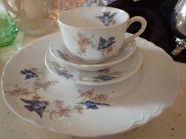 BLUE BIRD SERVING SET