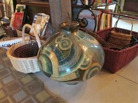 Awesome abstract vase