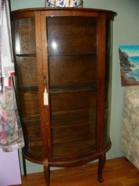 Antique Beartiful Tiger Oak round front China Cabinet