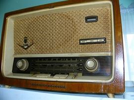 Grundig Majestic Radio