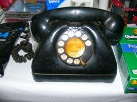 Signal Cross US Army Phone