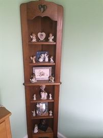 Corner display unit