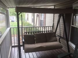 Porch swing