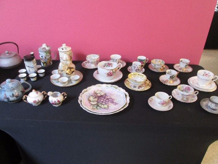 Tea pot and cup and saucer collection