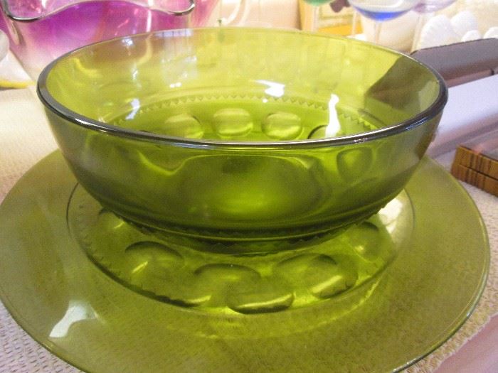 Indiana Glass Thumb-print Bowl with Under Plate