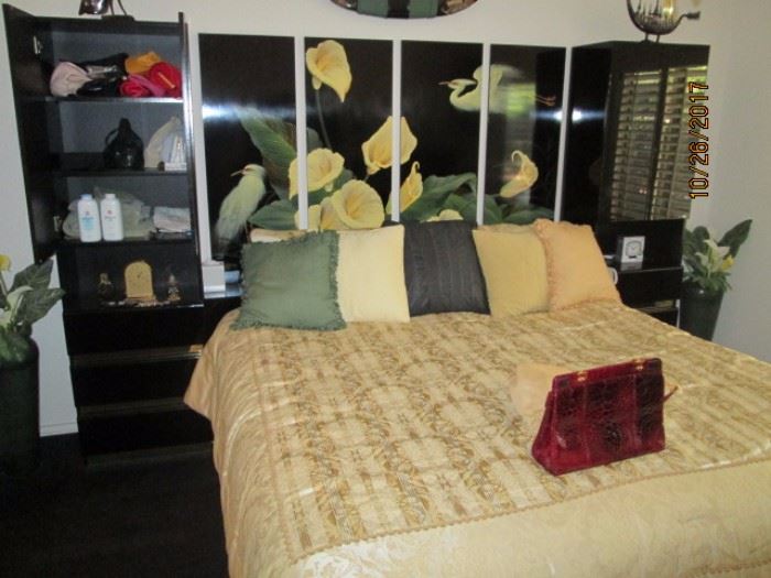 Towers, headboard, 4 panel Asian screen, king size bedding!  Excellent condition.  Made in Italy.