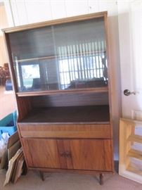 Mid-Century Modern china cabinet.  Nice size with plenty of display and storage
