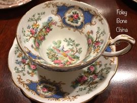 Foley Bone China Tea Cup and Saucer. Beautiful floral and Aviary Design!