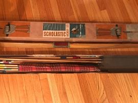 Scholastic vintage archery set 