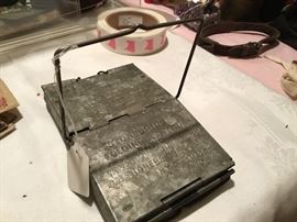 Stone ridge Folding Lantern. C.H. Stone bridge. June 9, 1908