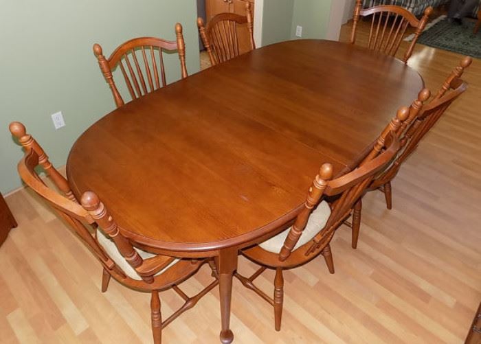 IET054 Wooden Dining Room Table and Chairs
