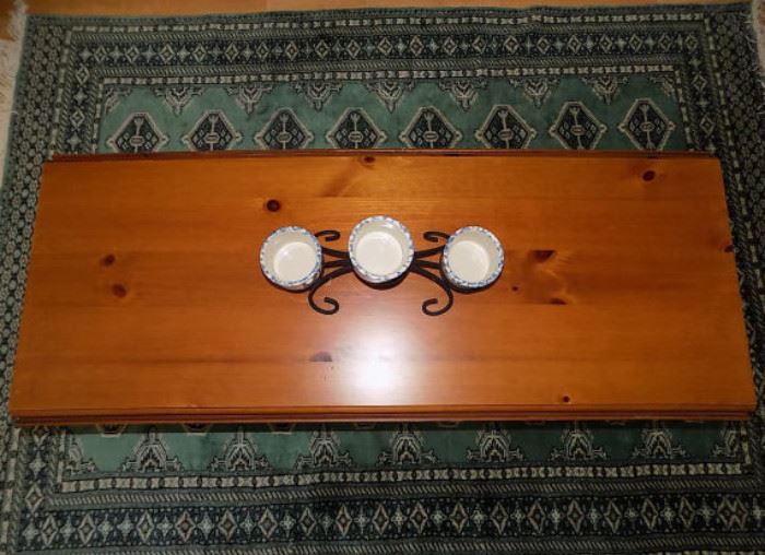 IET060 Wooden Coffee Table, Candle Holder & Rug
