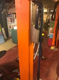 Coil Extruder and Accessory Package (Standard 4 Inch Extruder, Continental Clay Stock #900)
This item allows for myriad of solid and hollow shapes and diameter coils to be extruded.
