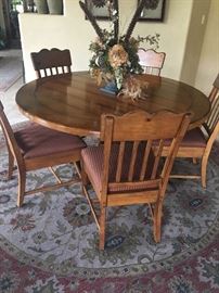 Drexel dining room table and 6 chairs 60" round from Ladlows