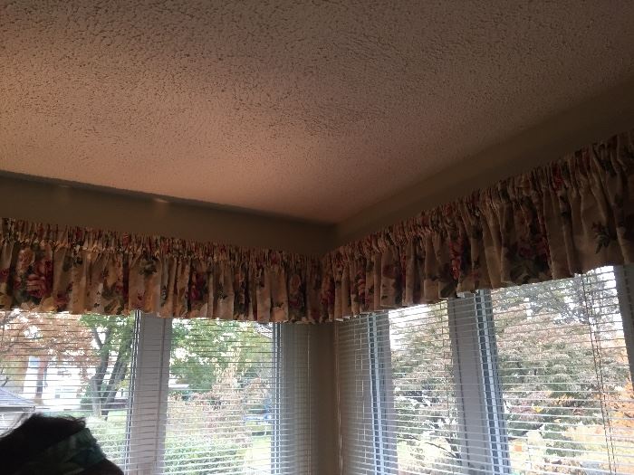 Matching valances and bedspread