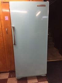 Vintage Hotpoint aqua refrigerator - excellent condition!