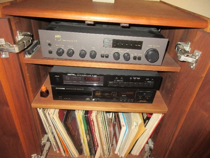Stereo equipment and LPs