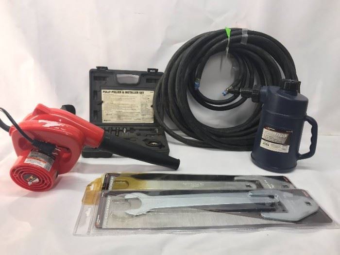 Misc tools and hardware.    Lot # 2002