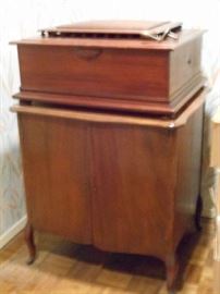 Large Regina Music Box with Stand and 15 Music Discs