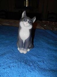 Royal Copenhagen Kitten,  many more figures