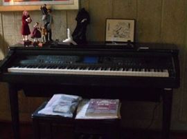 Yamaha Clavinova, Electric Keyboard