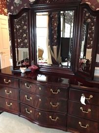Thomasville dresser with matching mirror