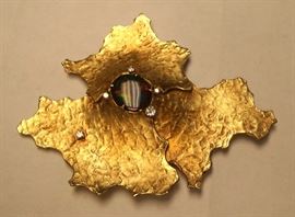 Very large 18K and Opal ED WIENER Brooch