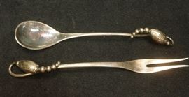 Lot 6 2PC GEORG JENSEN Sterling Danish Hors DOeuvre Fo